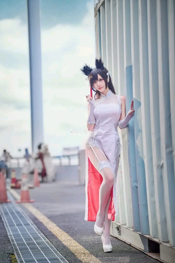 碧蓝航线cos：爱宕这个腿，我给满分