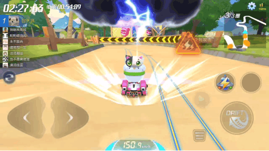 呔！别跑，吃我一记水炸弹！