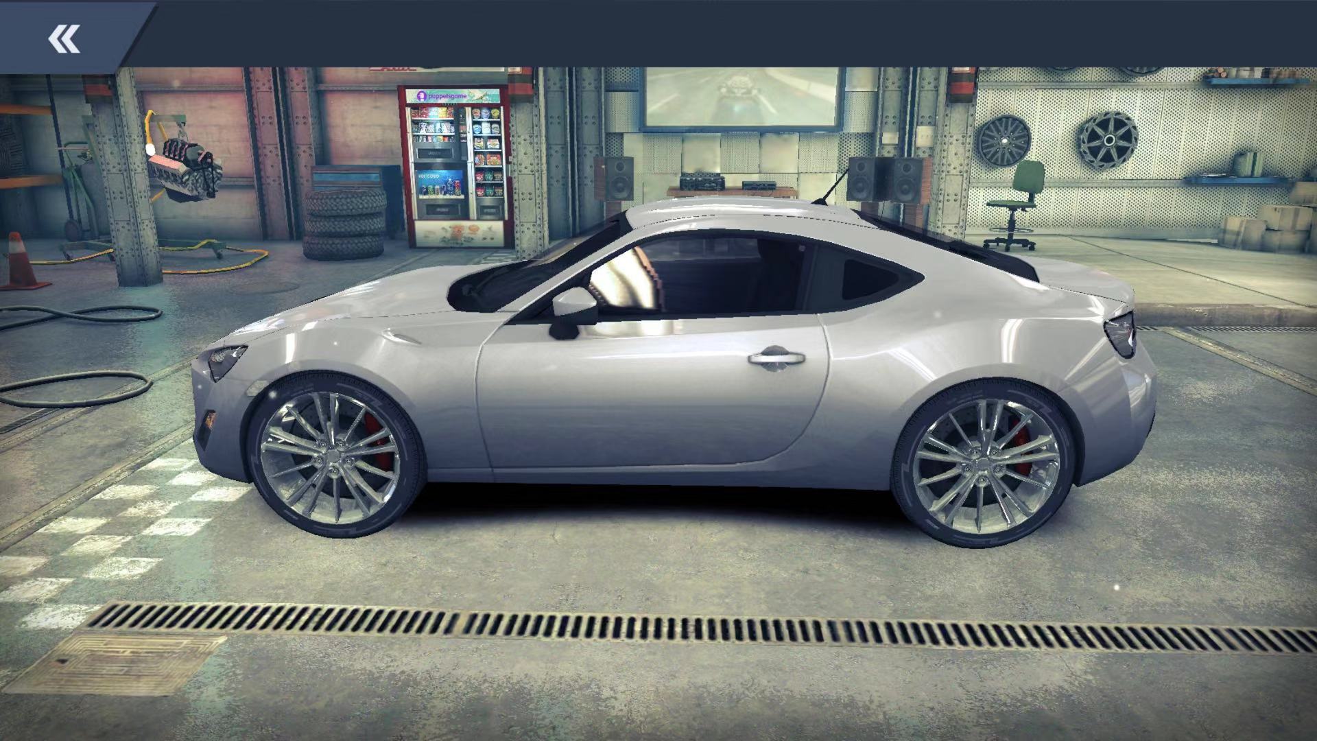 《小米赛车》魔改玩法:系统送的车照样很帅气