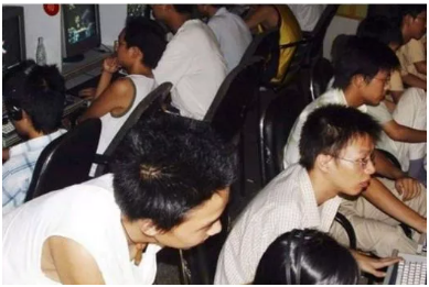 【话题】聊聊当年与我们一同玩红警的兄弟