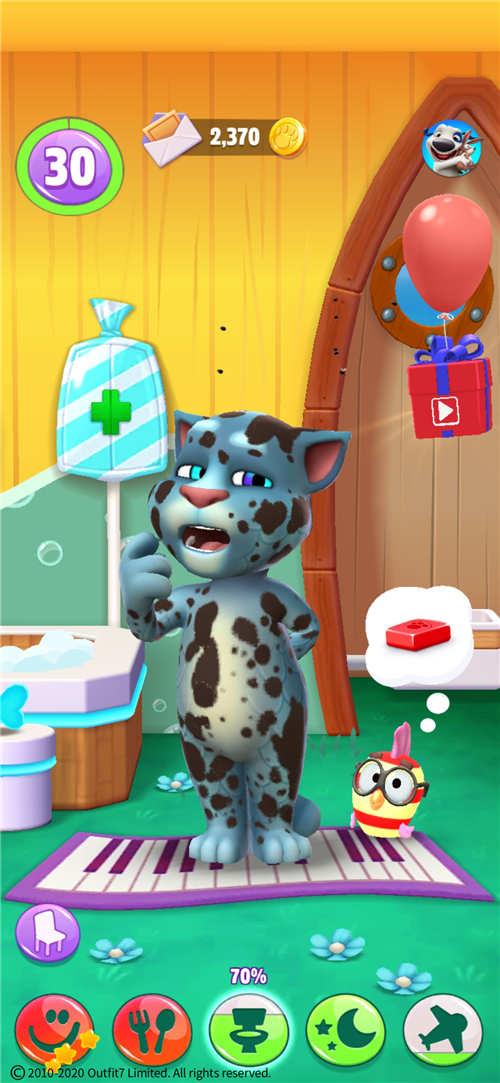 《我的汤姆猫2》游戏中观看视频可以获得什么？