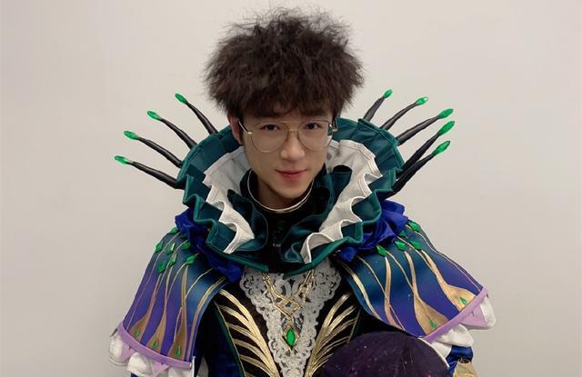 王小歪威武,终于成了光子官方认证主播!粉丝:他的实力全服前三