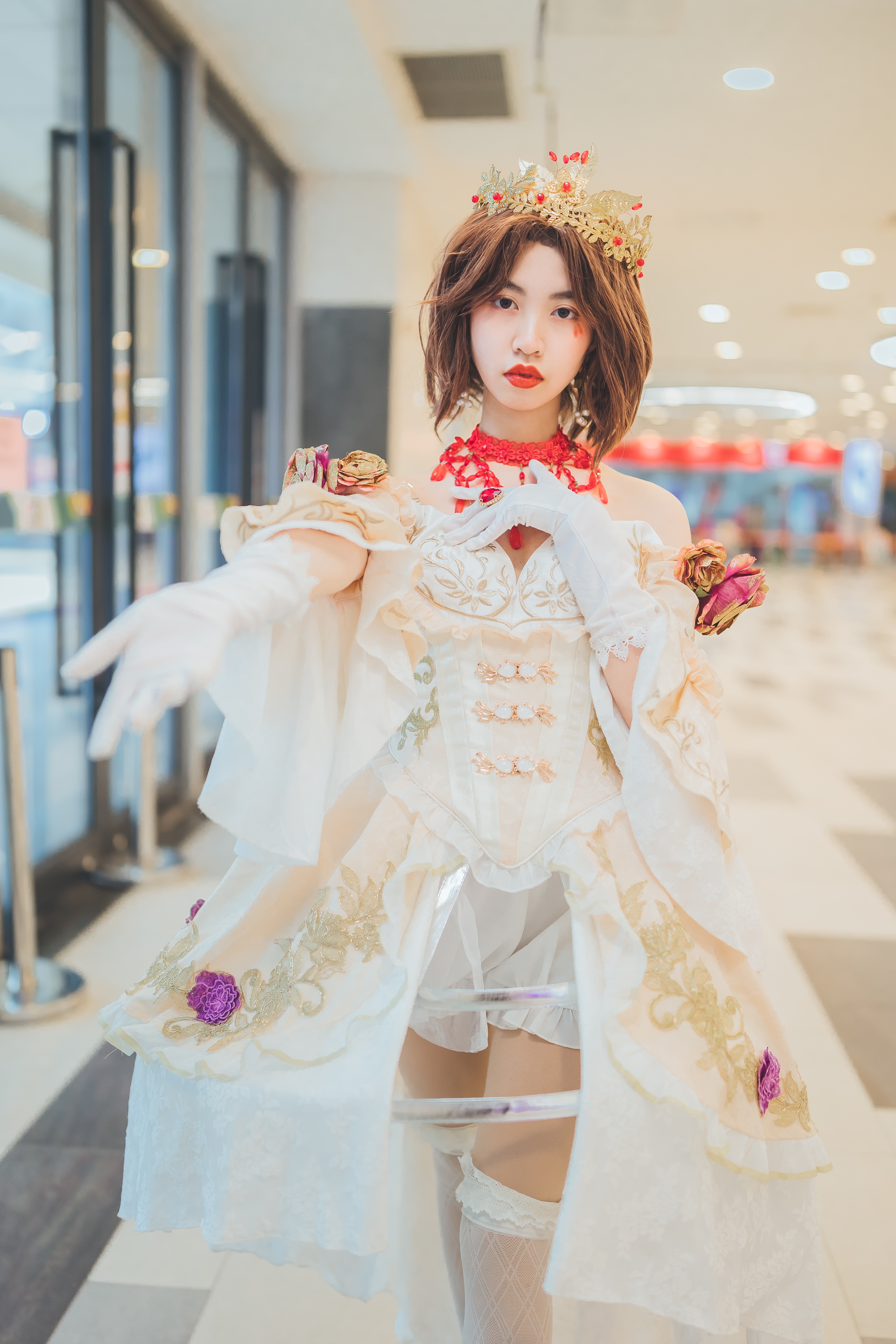 红夫人赤宴cos女神驾到