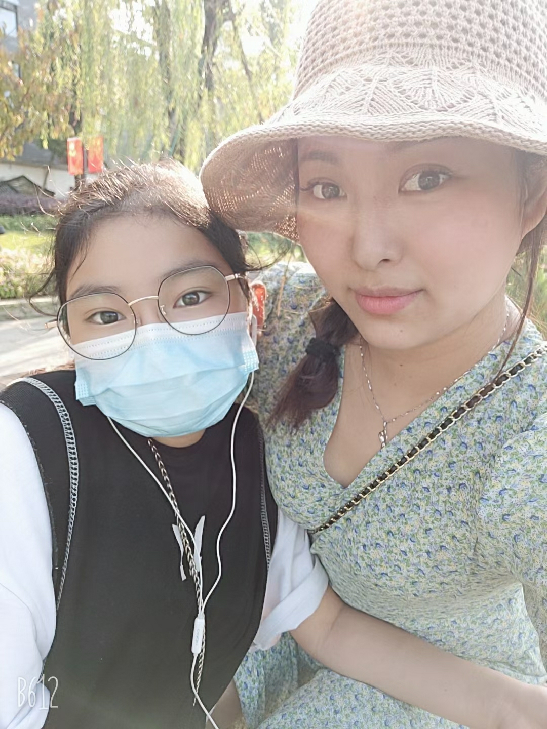 石莉19871010