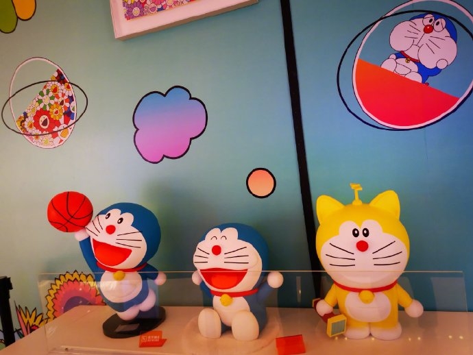 爱人需适可而止，爱己要尽心尽力。